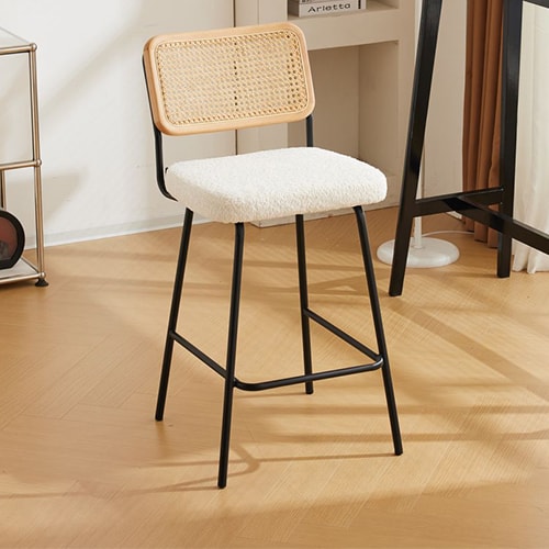 Lot de 2 tabourets de bar en tissu bouclé beige et cannage naturel - Muse