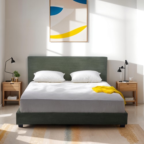 Lit adulte 140x190 cm avec tête de lit capitonnée en velours côtelé vert - William