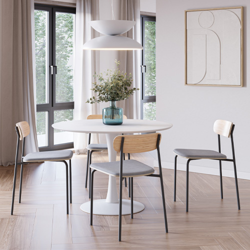 Lot de 2 chaises en tissu taupe et effet bois - Svala