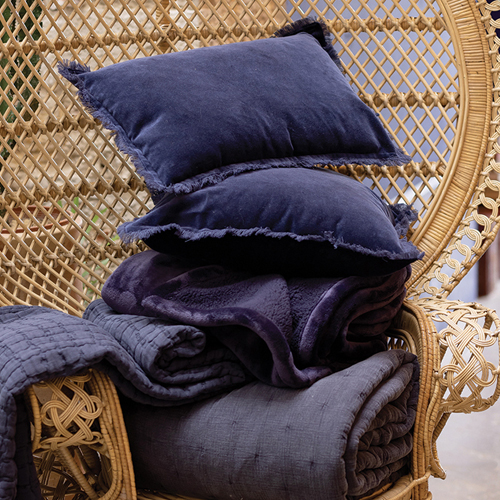 Coussin à frange en velours bleu marine 40 x 65 cm - Fara