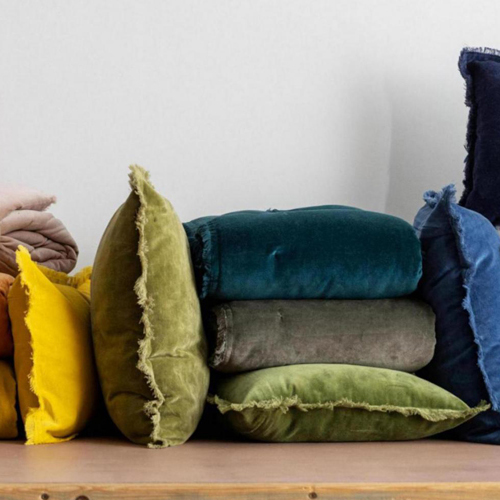 Coussin à frange en velours vert olive 45 x 45 cm - Fara