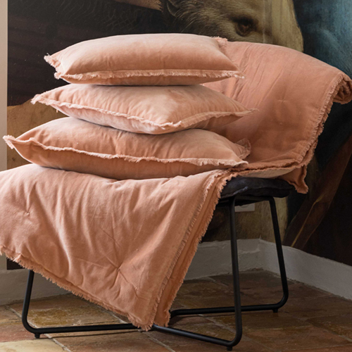 Plaid en velours rose dragée 135 x 200 cm - Fara