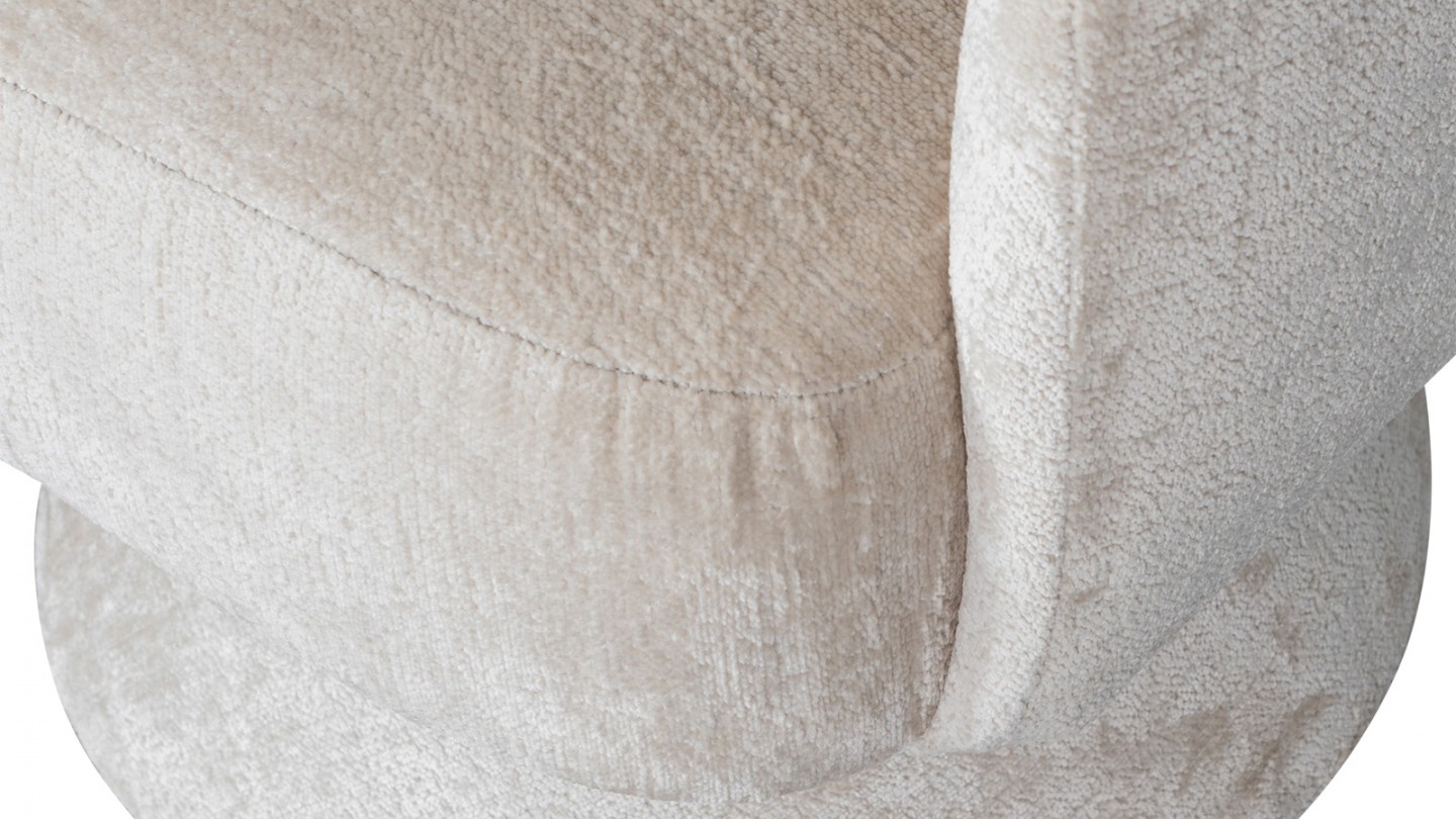 Fauteuil pivotant en tissu chenille beige - Ebba