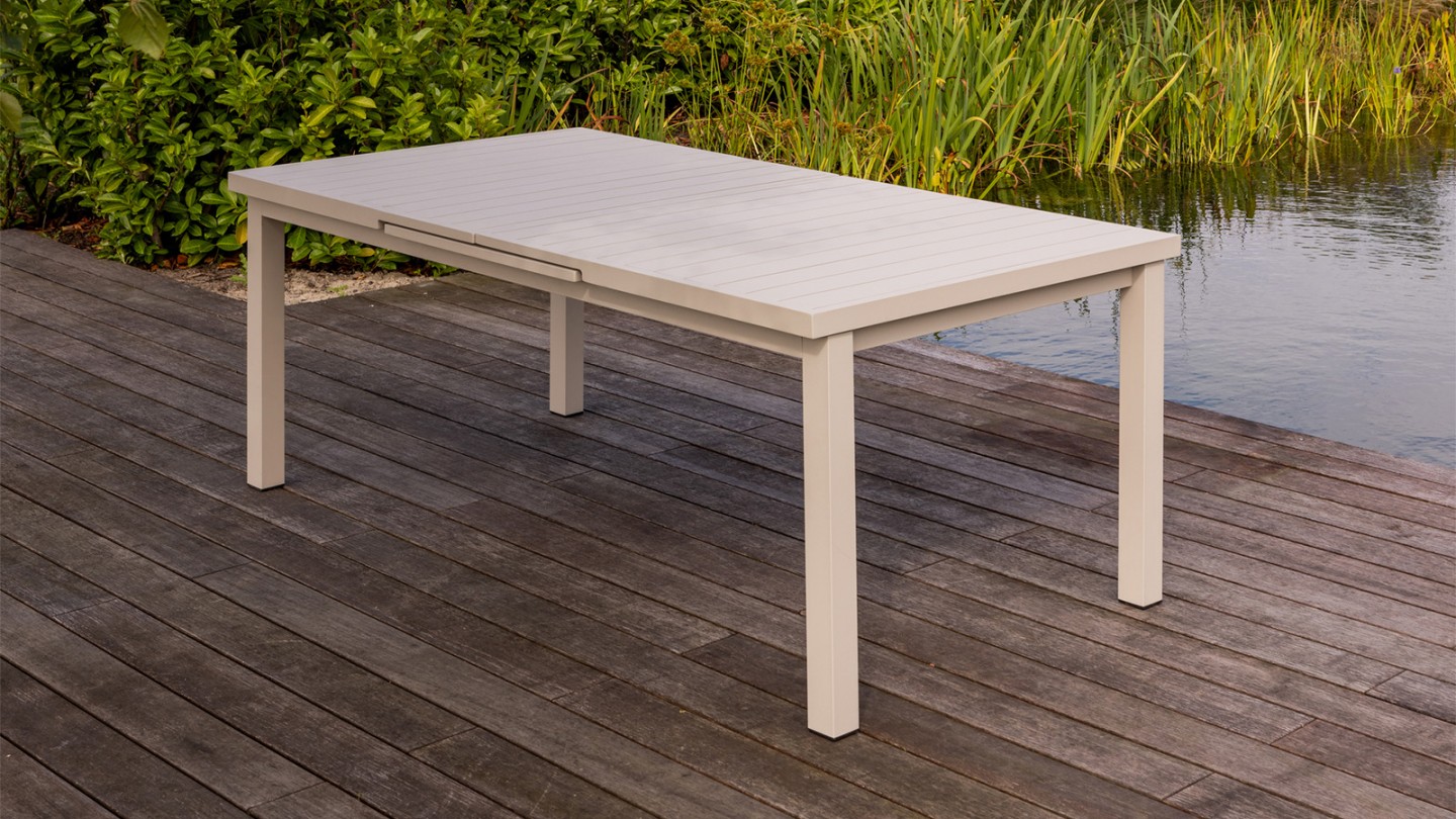 Table de jardin extensible en aluminium couleur sable 180/240 cm - Mobile