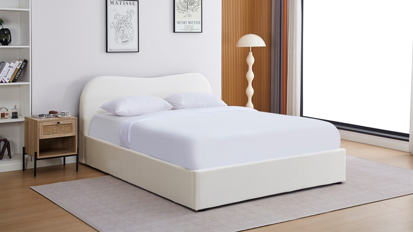 Lit coffre adulte 180x200 cm avec tête le lit matelassée en velours beige - Suzon