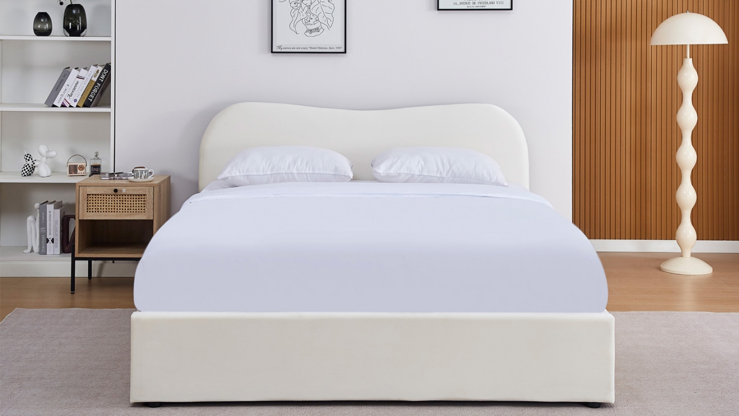 Lit adulte 140x190 cm avec tête le lit matelassée en velours beige - Ninon