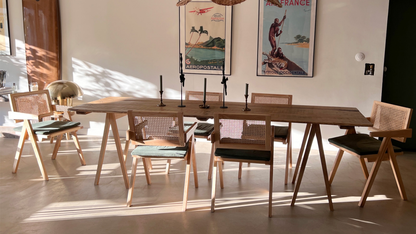 Chaise en bois massif, cannage naturel et velours côtelé vert - Lina