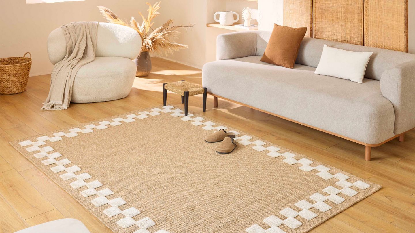 Tapis aspect jute bordure damier beige 80x150 cm - Isla