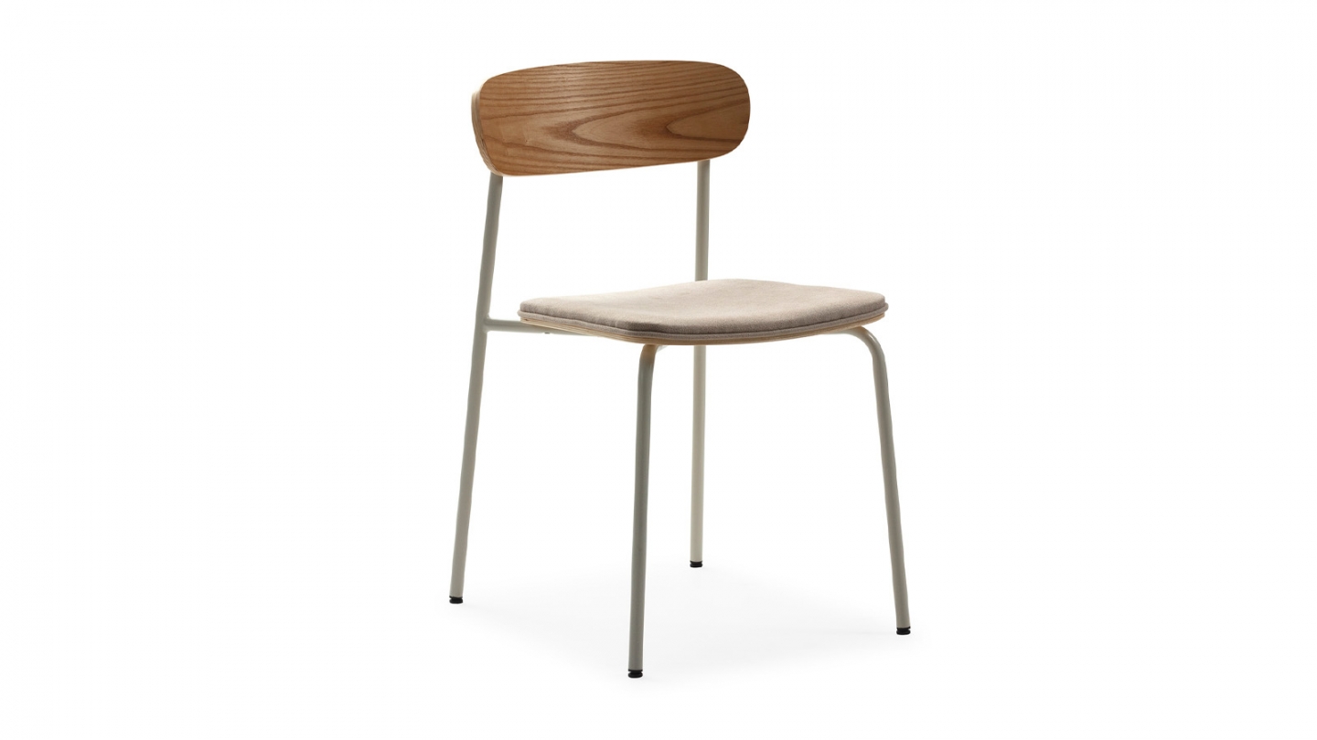 Lot de 2 chaises en tissu beige et effet bois - Svala