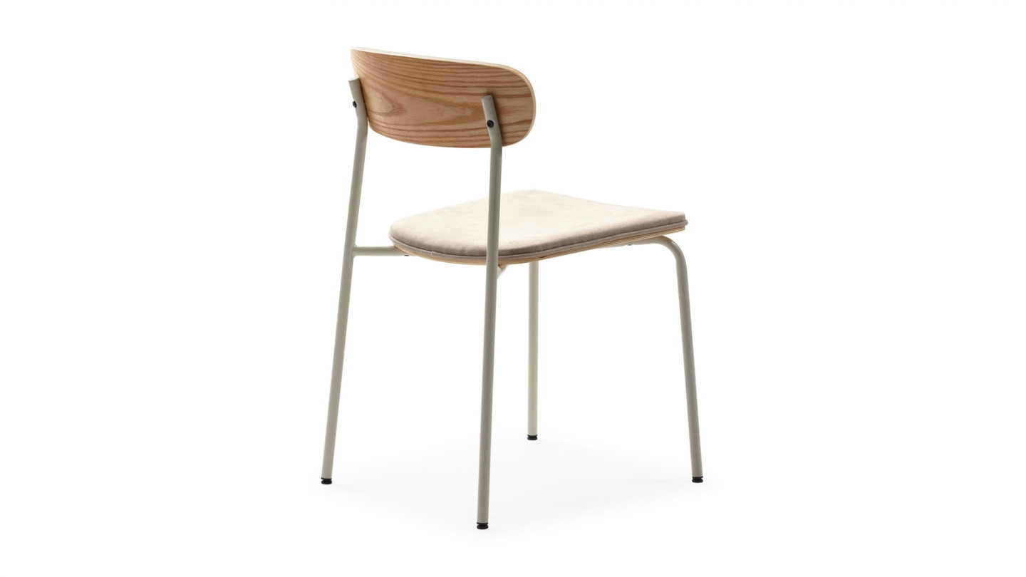 Lot de 2 chaises en tissu beige et effet bois - Svala