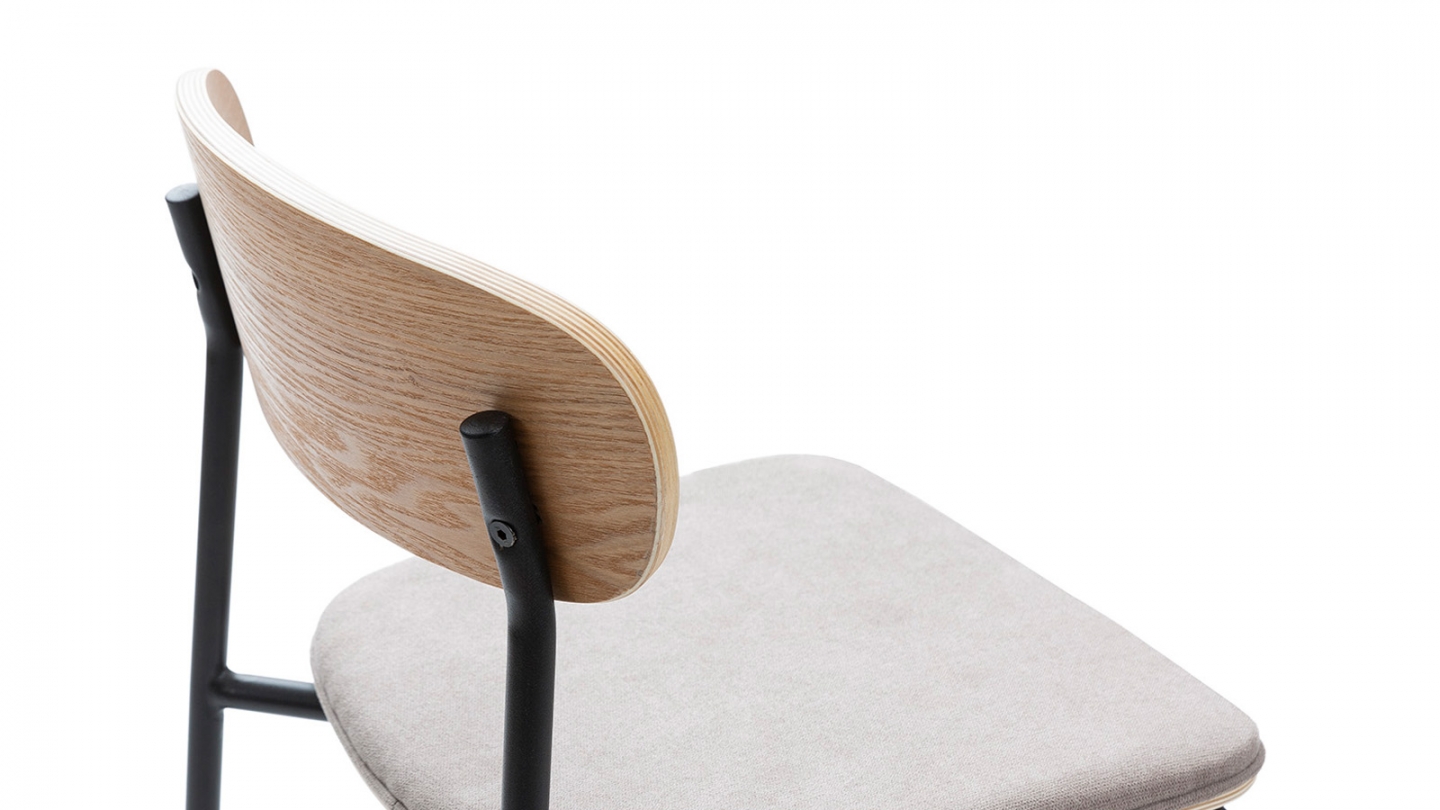 Lot de 2 tabourets de bar en tissu taupe et effet bois - Svala