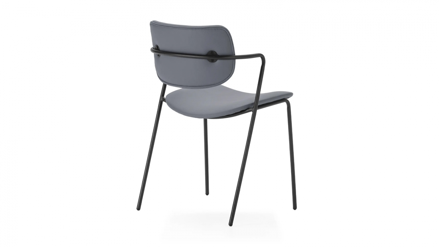 Lot de 2 chaises en simili cuir gris foncé - Skandi
