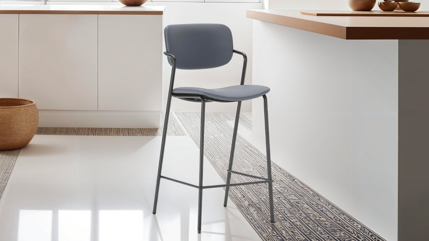 Lot de 2 tabourets de bar en simili cuir gris foncé - Skandi