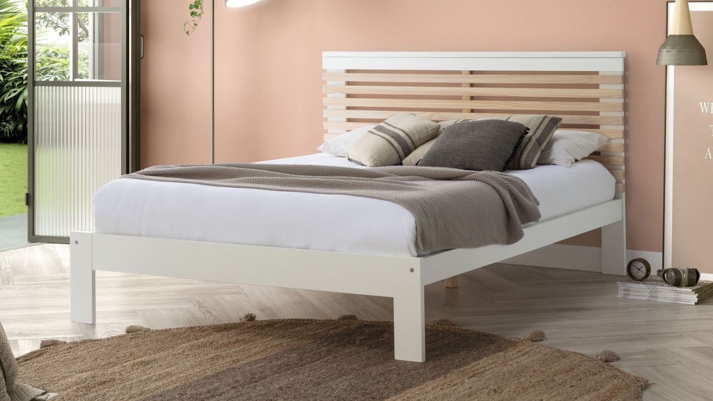 Lit adulte 140x190 cm avec tête de lit à lattes en bois clair / blanc - Lucy