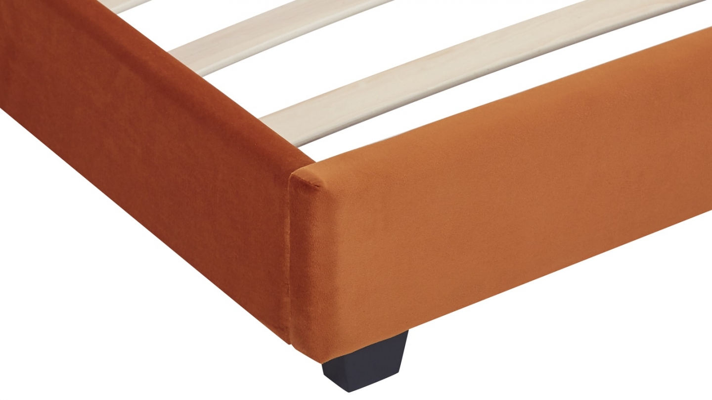 Lit adulte 180x200 cm avec tête de lit capitonnée en velours terracotta - William