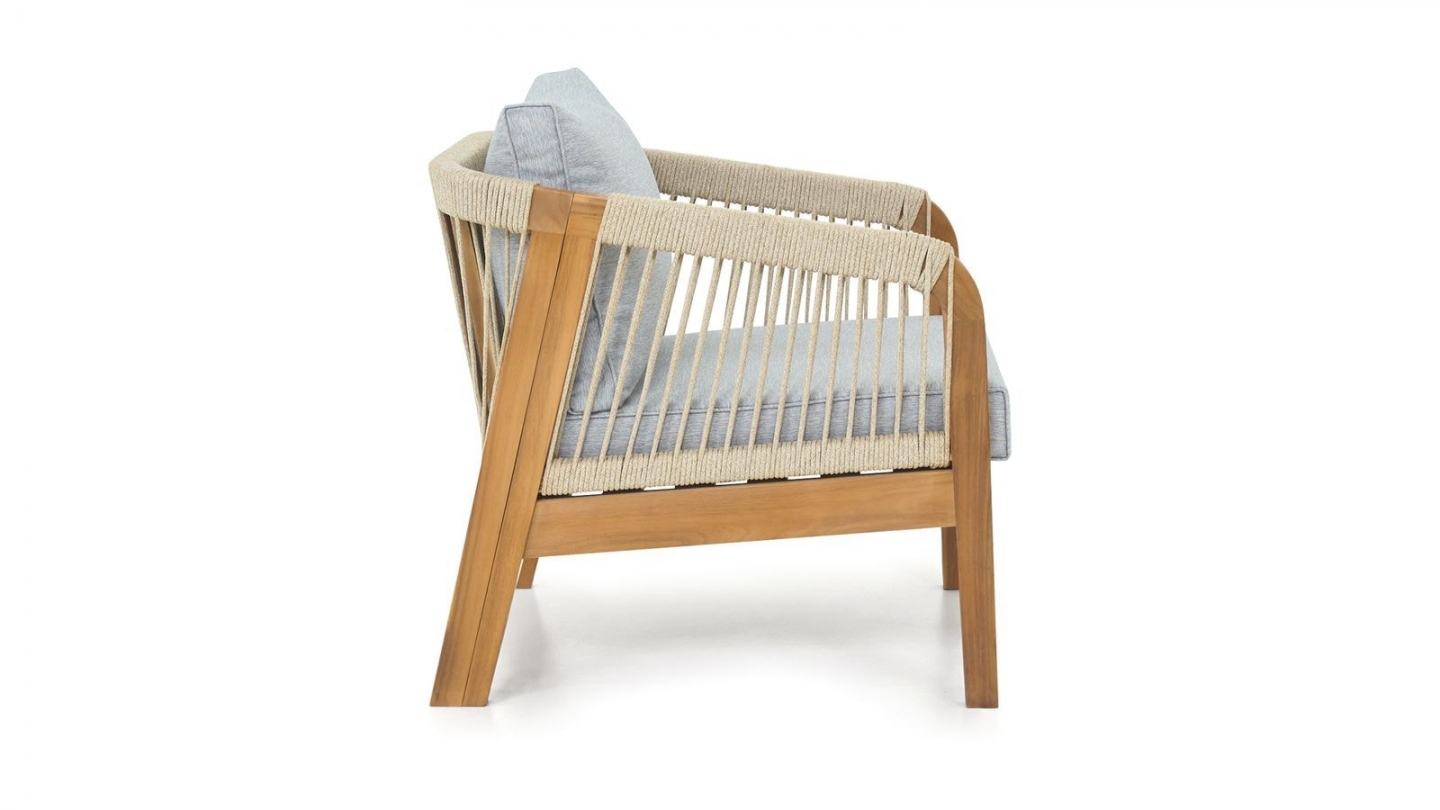 Salon de jardin 2 places en bois FSC - 2 fauteuils et table basse - Symi