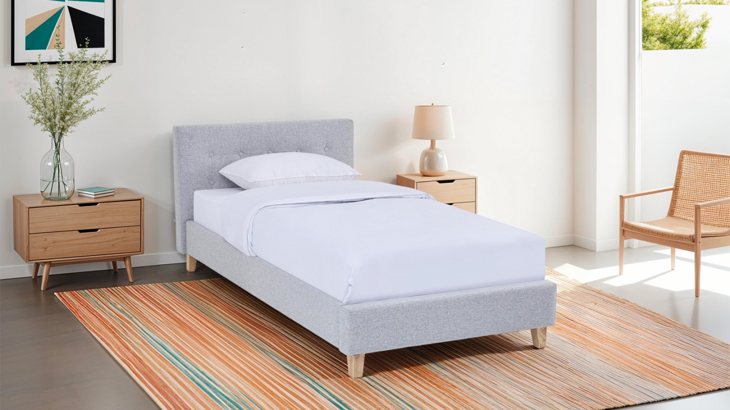 Lit adulte 90x190 cm avec tête de lit capitonnée en tissu gris chiné - Milo