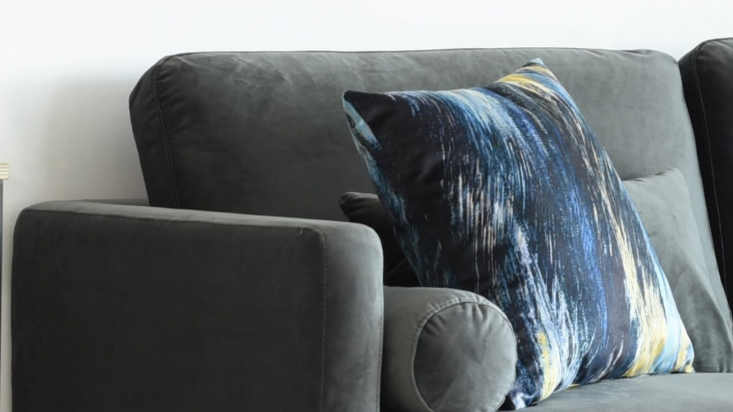 Canapé fixe 3 places en velours gris anthracite - Collection Naelle - Cacharel