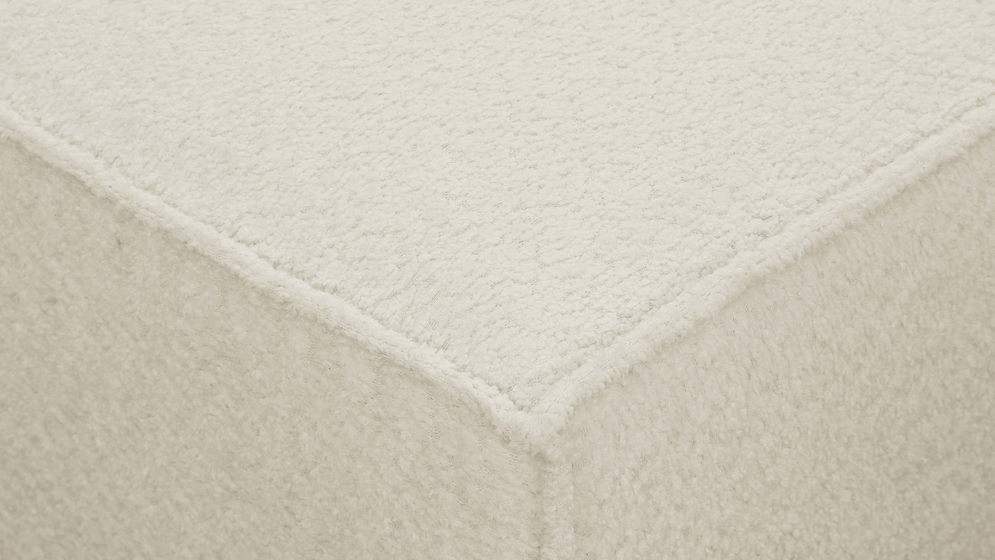 Pouf en tissu bouclette écru - Harper